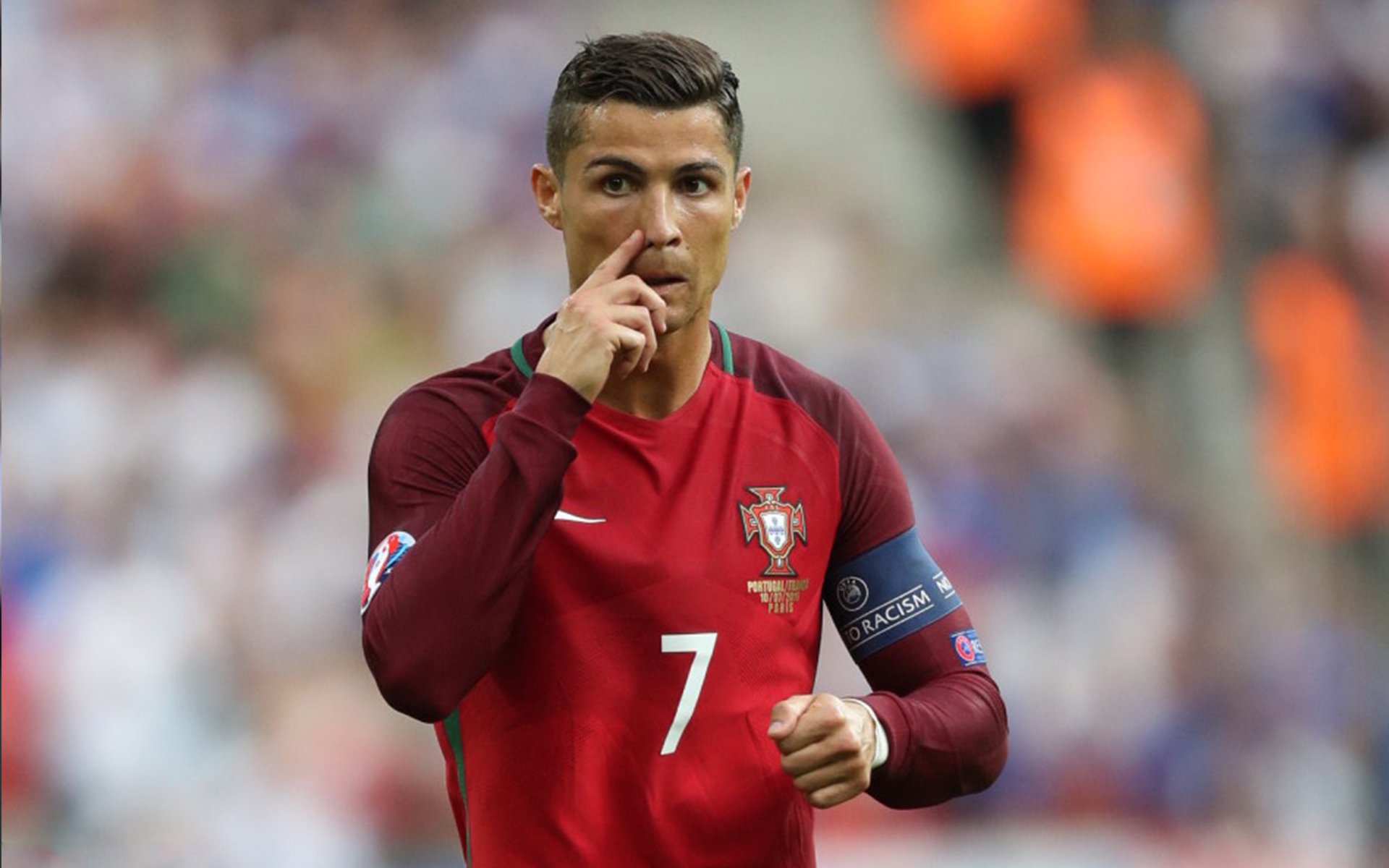 俱乐部引入可穿戴设备实时监测运动负荷